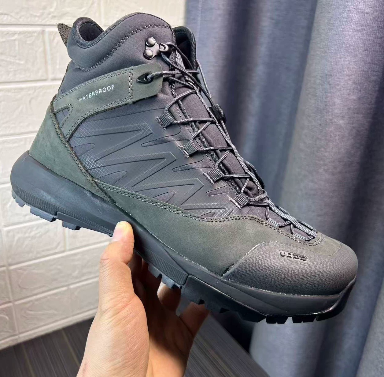 أحذية جلدية عالية الجودة للمشي - مراجعة Streetwear Outdoor Brand وسعره