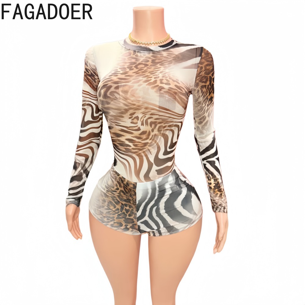 FAGADOER شورت مثير بطبعة الفهد - مراجعة Streetwear Brand Shorts وسعره